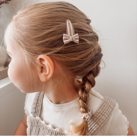 Your Little Miss Baby haarspeldjes met strik Romy - Caramel stripe Your Little Miss Baby haarspeldjes met strik Romy - Caramel stripe