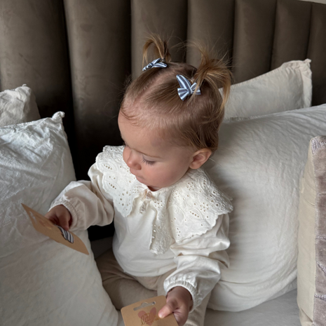 Your Little Miss Baby haarspeldjes met strik Romy - Azure stripe Your Little Miss Baby haarspeldjes met strik Romy - Azure stripe