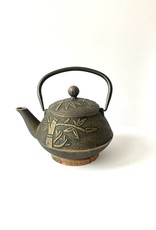 Cast iron teapot bamboo