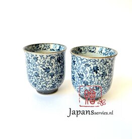 Tokyo Design Studio Teacups Sometsuke Lovely leaves (B) (set of 2)