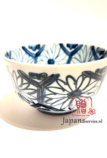 Japanese bowl Chrysanthemum Kiku Kikumon (550 ml)