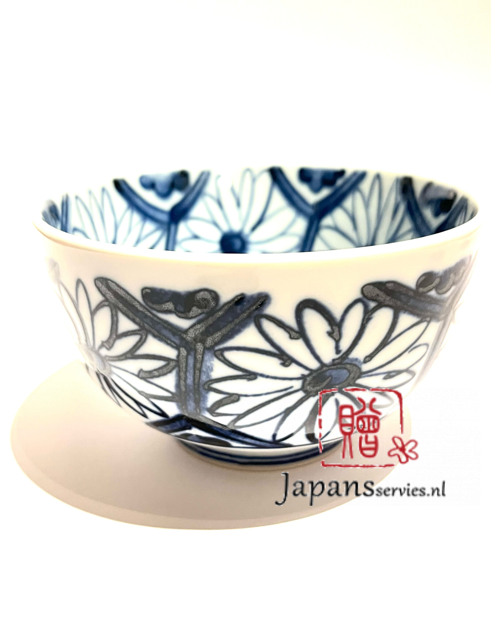 Japanese bowl Chrysanthemum Kiku Kikumon (550 ml)