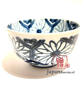 Japanese bowl Chrysanthemum Kiku Kikumon (550 ml)