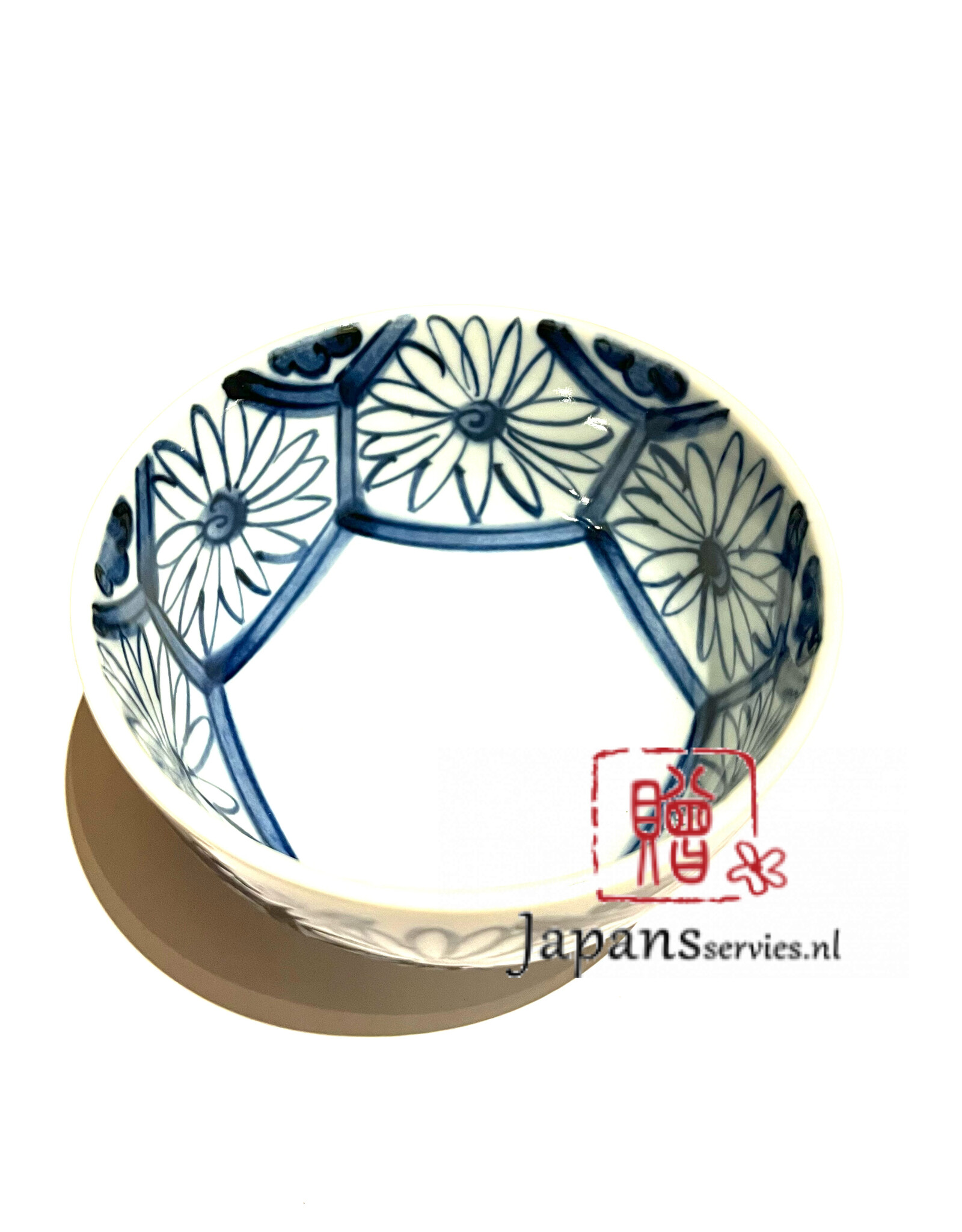 Japanese bowl Chrysanthemum Kiku Kikumon (550 ml)