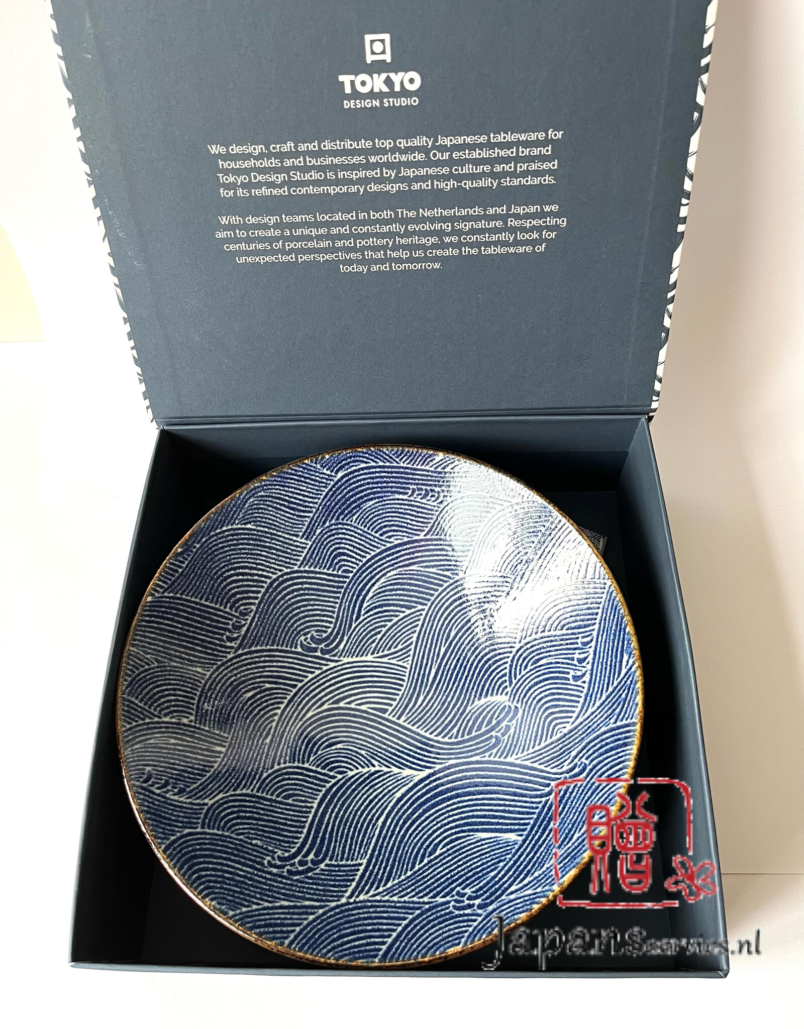 Tokyo Design Studio Seigaiha bowl in luxury gift box (1400 ml)