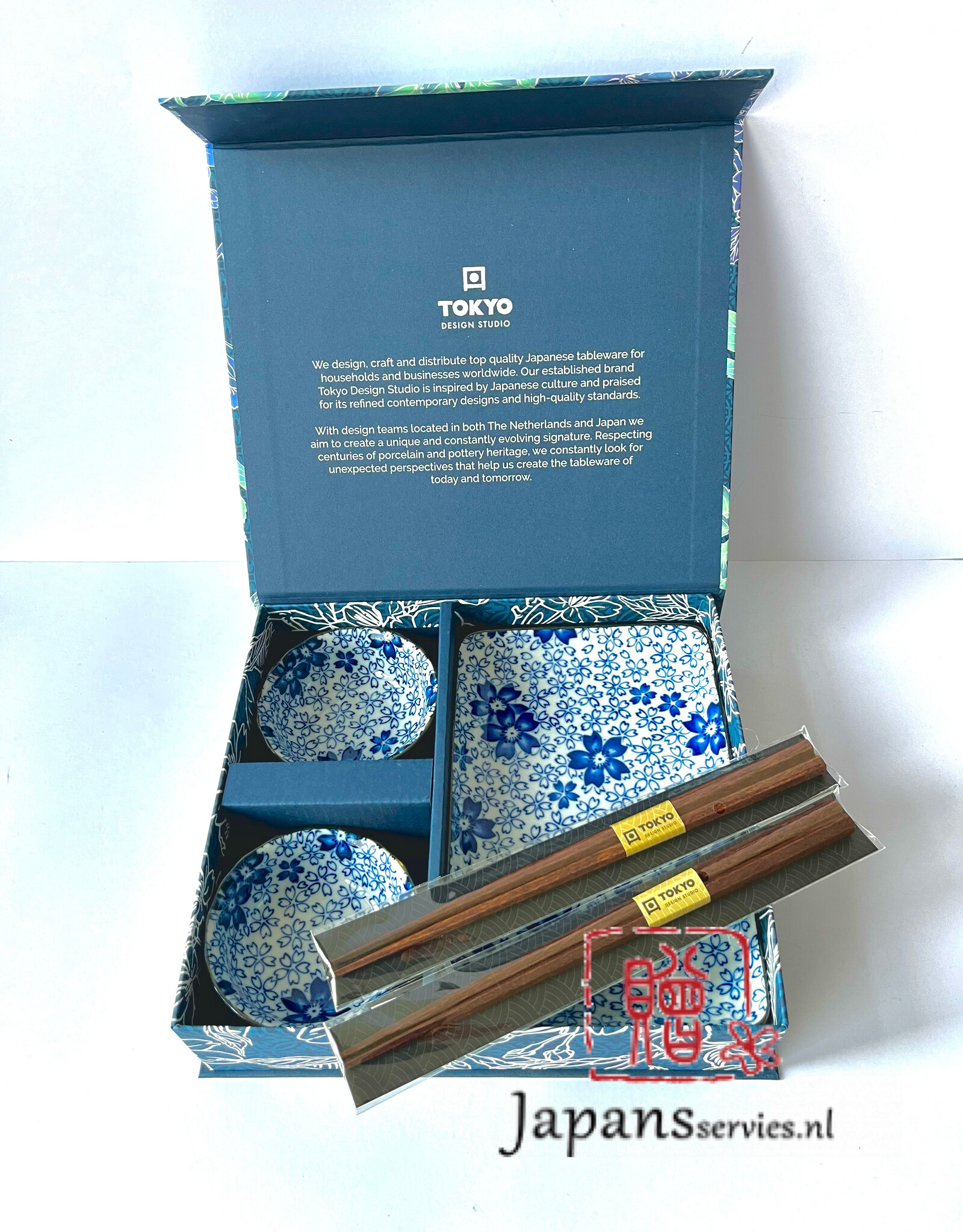 Tokyo Design Studio Japanse sushi cadeauset lentebloesem