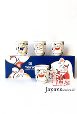 Tokyo Design Studio Lucky cat teacups gift set