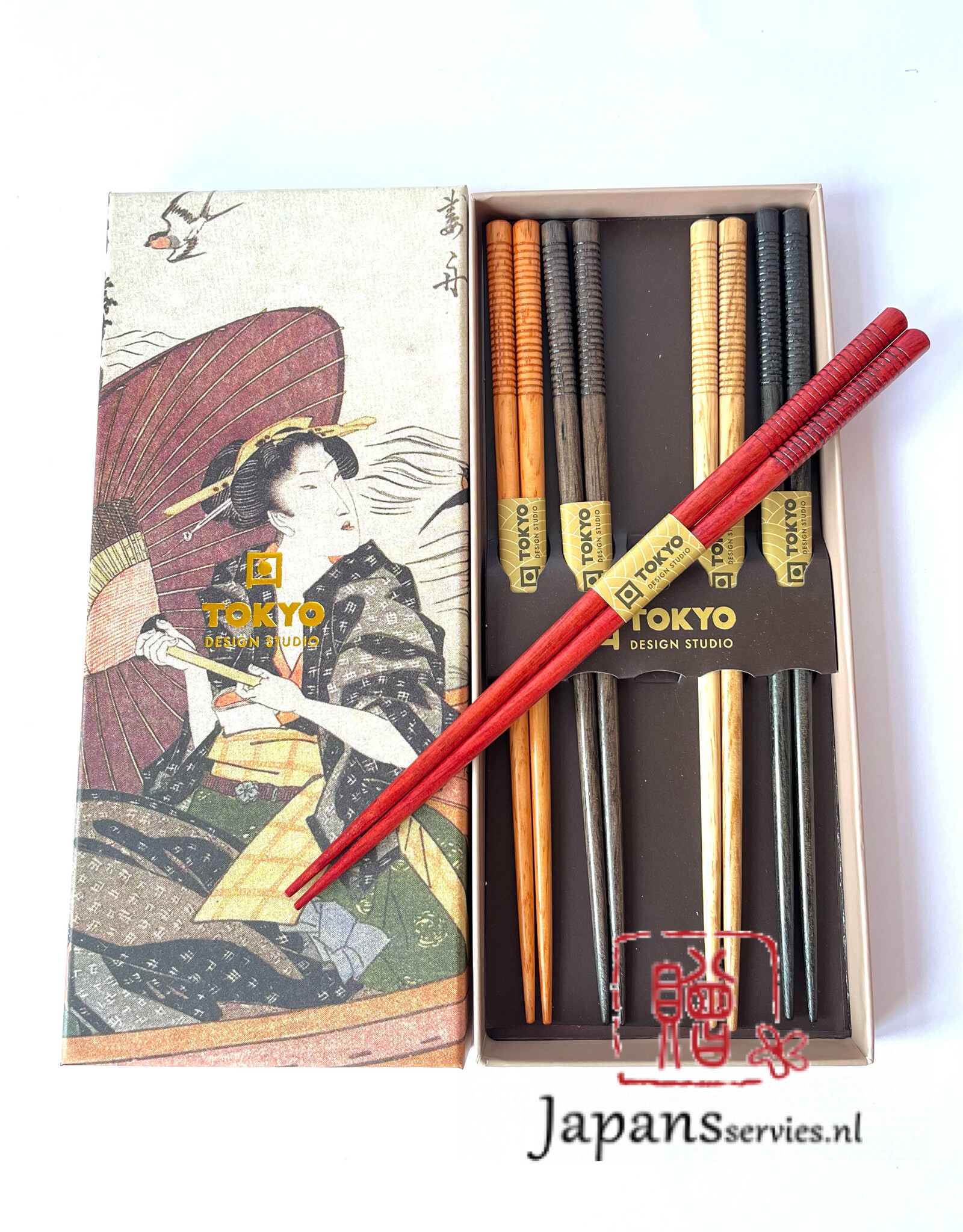 Tokyo Design Studio Chopsticks giftset met ringen