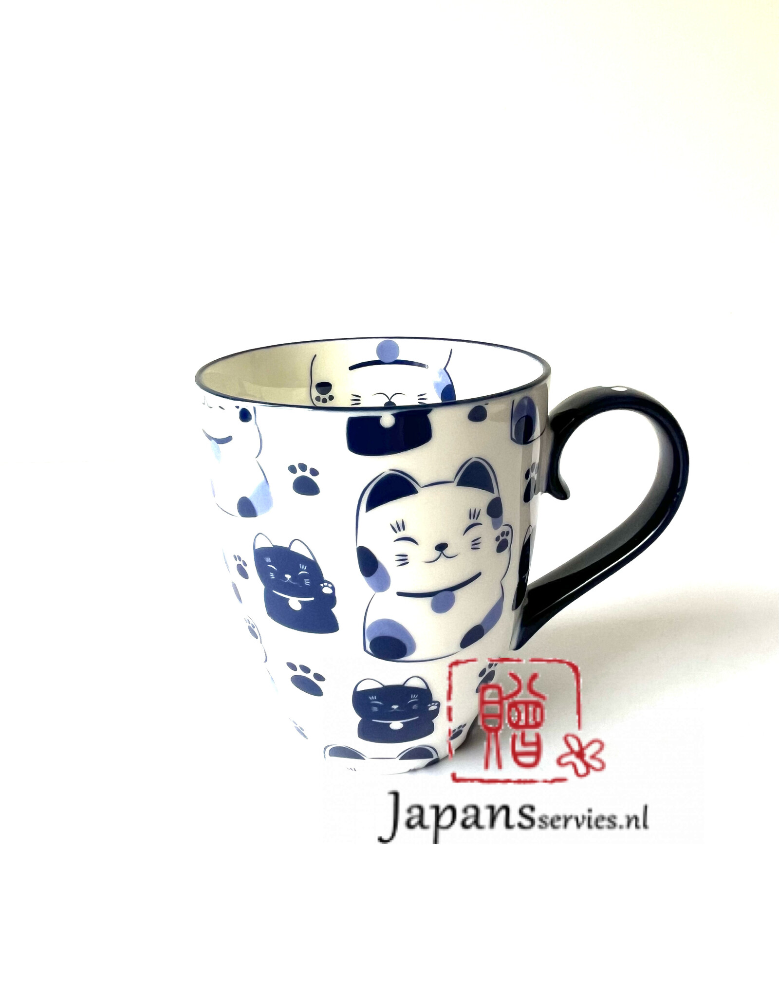 Tokyo Design Studio Japanese mug with blue and white Lucky cats