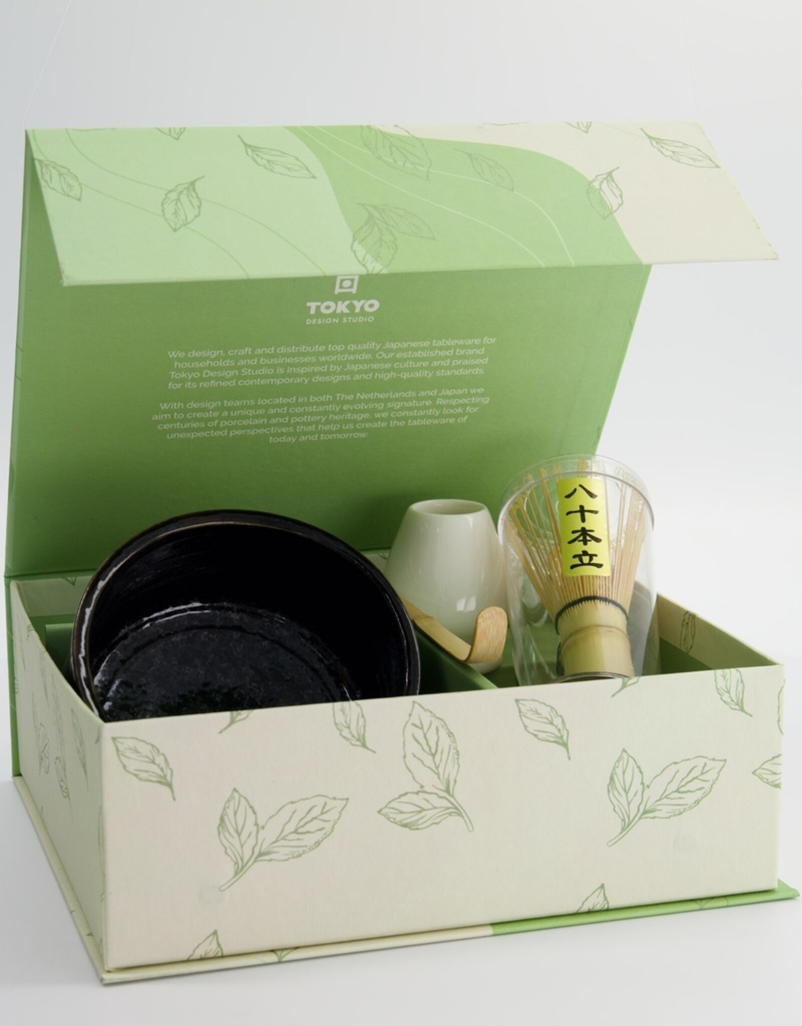Tokyo Design Studio Matcha Giftset Akeyo Black