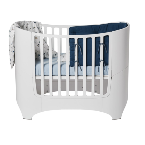 Leander Babybett mit Junior-kit in weiss