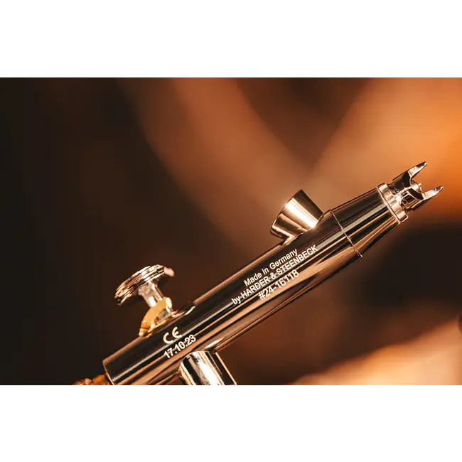 Harder & Steenbeck Evolution 2024 CR Plus Two in One Airbrush - 121233