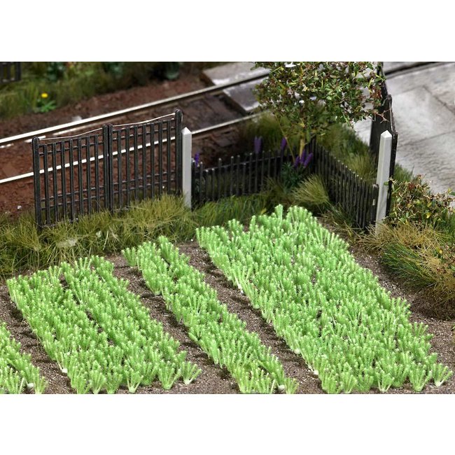 Busch Vegetables and Lettuce - HO 1222
