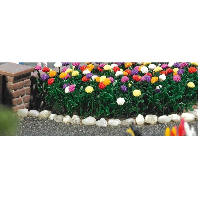 Busch Dahlias - HO 1219