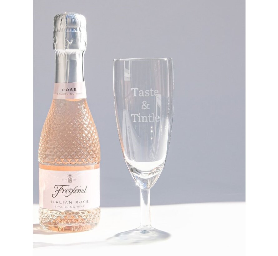 Engraved champagne flutes 15 cl | With name or text engraving