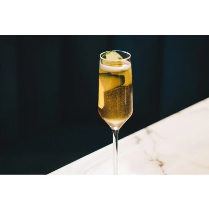 Non-alcoholic sparkling wine