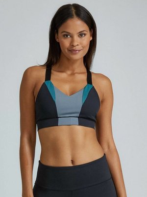 Sustainable Yoga Clothing | K-DEER 
