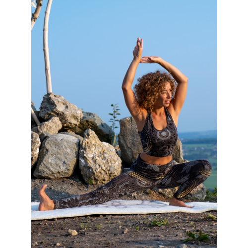 The Spirit of Om Spirit of Om - Yoga Leggings - Maui Black Nature