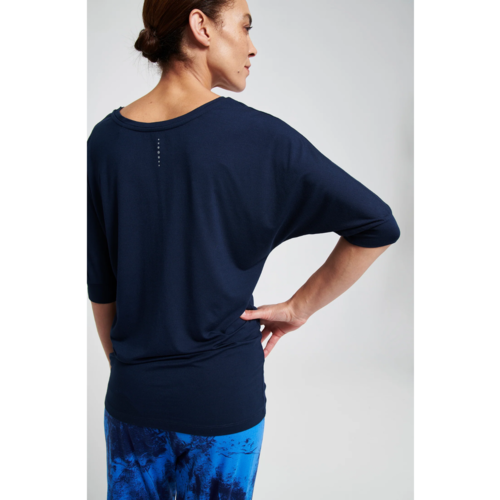 Asquith Asquith Be Grace Batwing - Navy