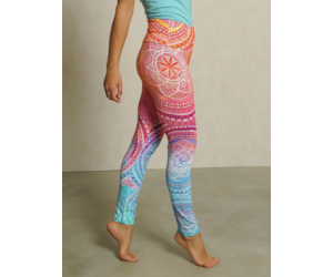 Sustainable Yoga Legging  Spirit of Om Yoga Legging Maui Black