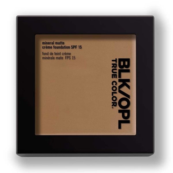 Black Opal Black Opal - Veelzijdige, bekroonde foundation - Vlekkeloze, matte finish met satijn effect - Aanpasbare kleur met Shade IDª technologie