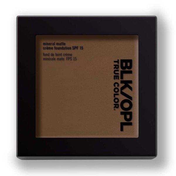 Black Opal Black Opal - Veelzijdige, bekroonde foundation - Vlekkeloze, matte finish met satijn effect - Aanpasbare kleur met Shade IDª technologie