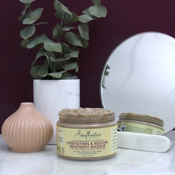 Shea Moisture JAMAICAN BLACK CASTOR OIL STRENGTHEN & RESTORE TREATMENT MASQUE (340g)