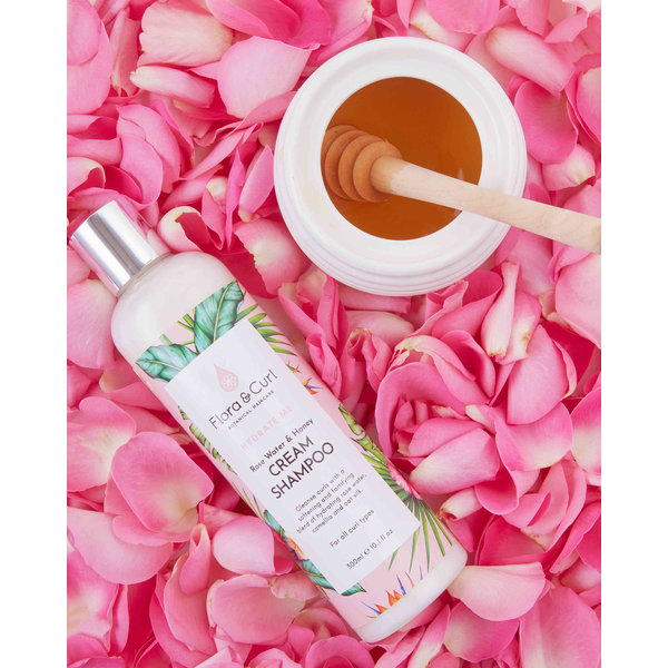 Flora & Curl Flora & Curl - Shampoo - Hydrateert en voedt droog haar - Versterkt en vermindert haarbreuk - 300ml
