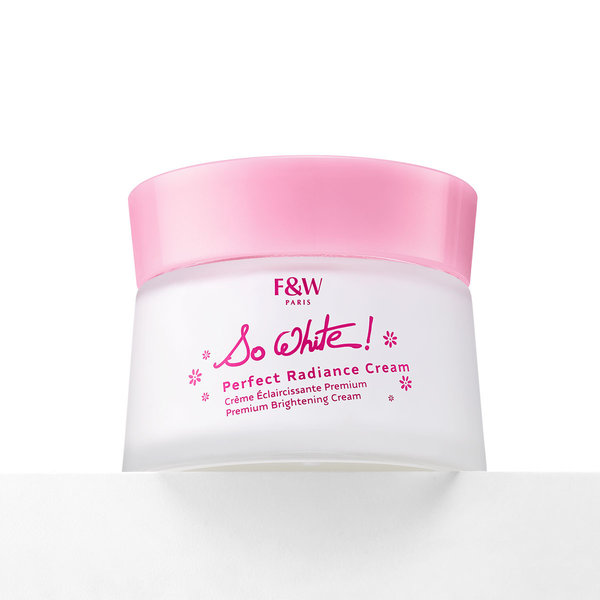 Fair & White Fair & White - Verhelderende creme - Egaliseert de teint en vervaagt donkere vlekken - Verbetert de huidtextuur en elasticiteit - 180ml