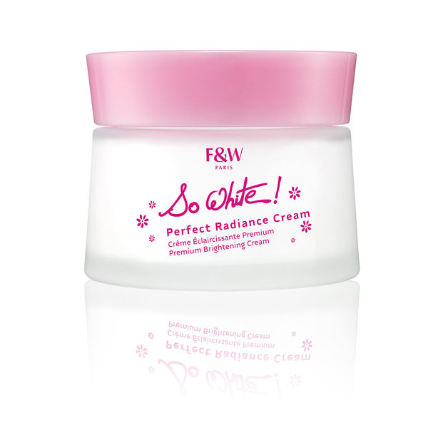 Fair & White Fair & White - Verhelderende creme - Egaliseert de teint en vervaagt donkere vlekken - Verbetert de huidtextuur en elasticiteit - 180ml