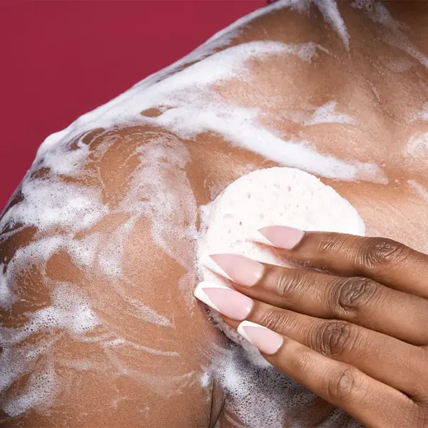 Makari Makari - Reinigingszeep - Verwijdert dode huidcellen - Verheldert en egaliseert teint - Geeft frisse en gladde huid - 200g