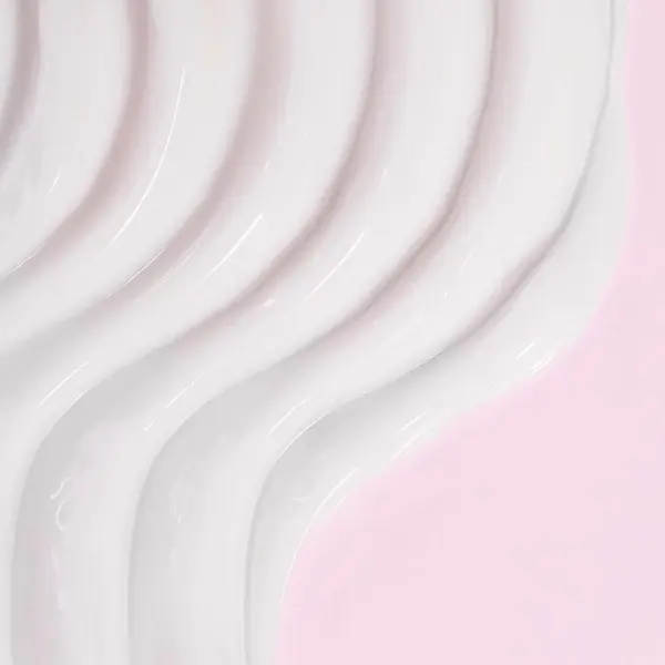 Umberto Giannini Weather Proof Curls Finishing Cream