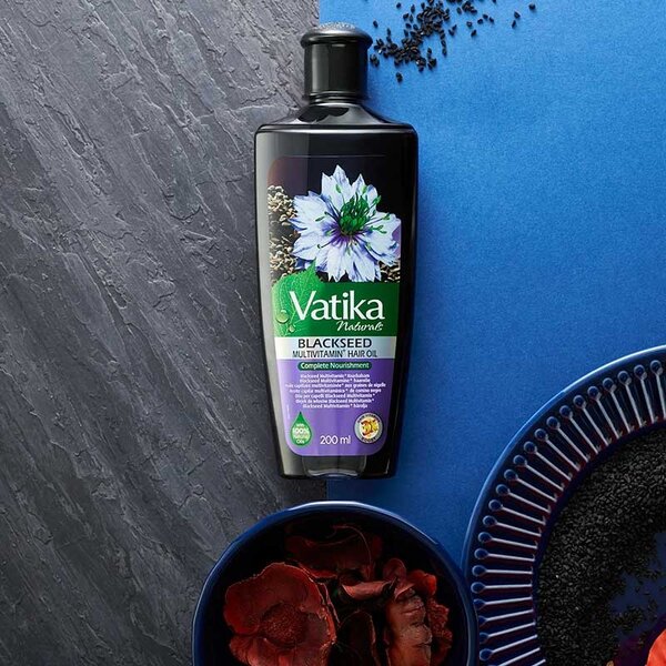 Dabur Vatika Vatika Naturals Multivitamin Blackseed Haarolie – Voeding voor alle haartypes 200ml