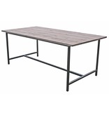 Stoer Metaal dining table with wooden scaffolding sheet