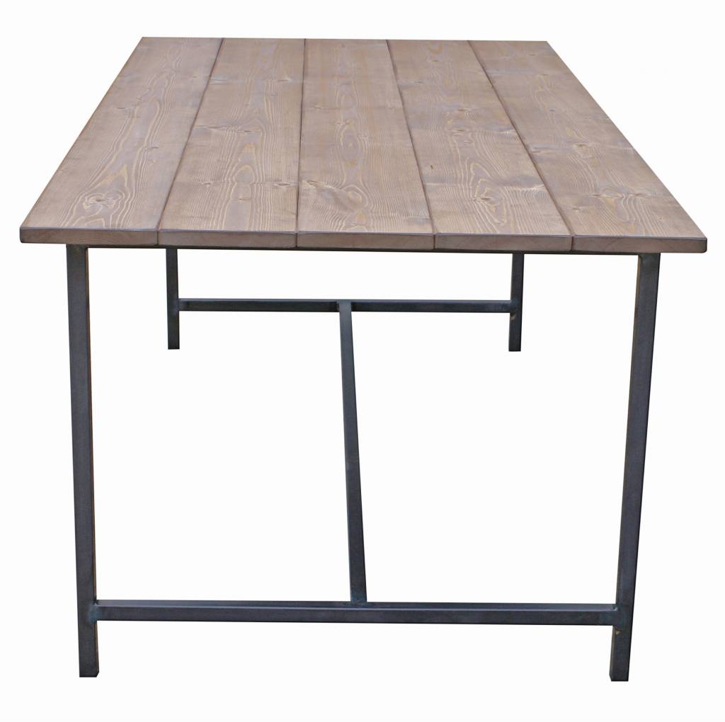 Stoer Metaal dining table with wooden scaffolding sheet