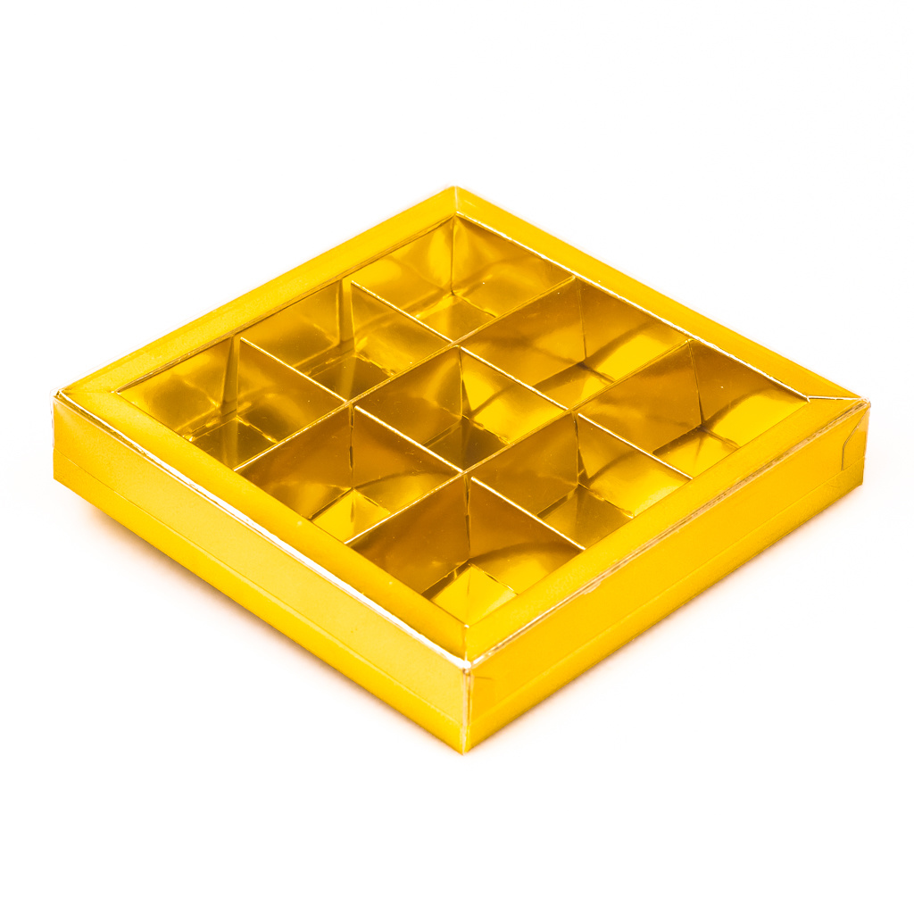 Boîte or carré avec interiéur pour 9 pralines - 115*115*25mm - 40 pièces