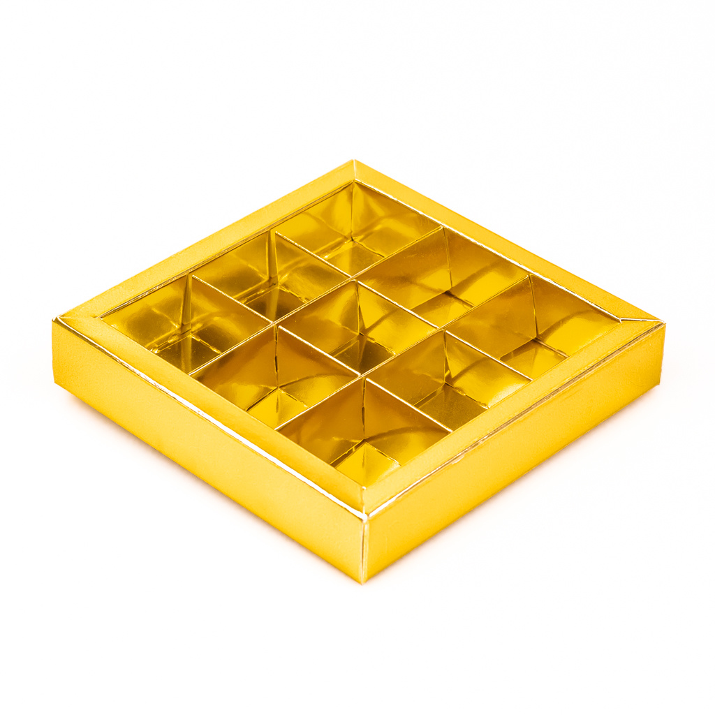 Caja cuadrado oro con interior por 9 bombones - 115*115*25mm - 40 unidades