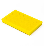 Boîte jaune carré avec interiéur pour 24 pralines - 240*140*25 mm - 18 pièces