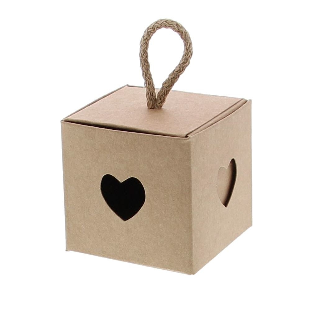 "Avana" Hearts insertion cube with cord (kraft) - 80*80*80mm - 10 pieces