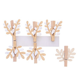 Mistletoe pin