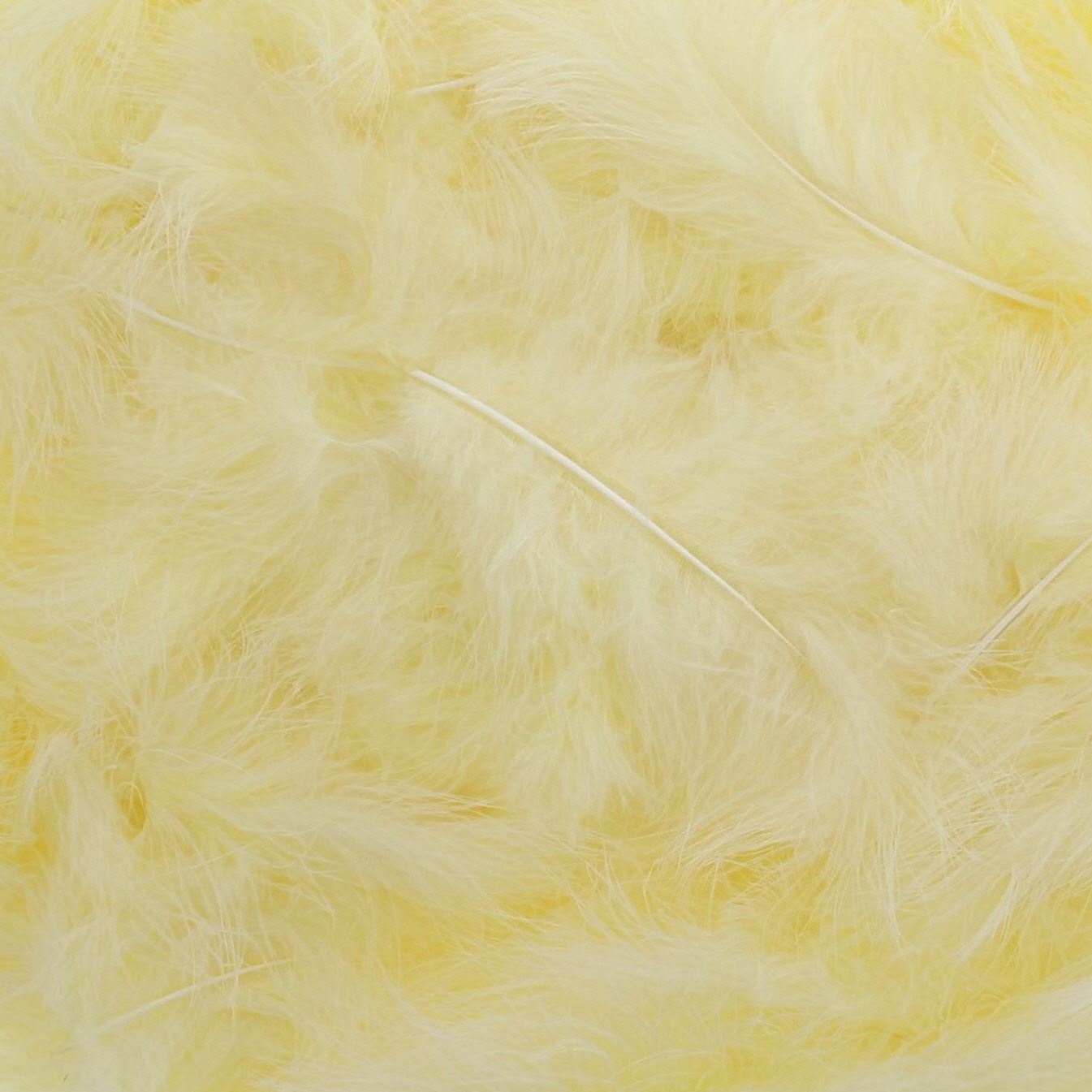 Feathers Light yellow - about 400 pieces per bag