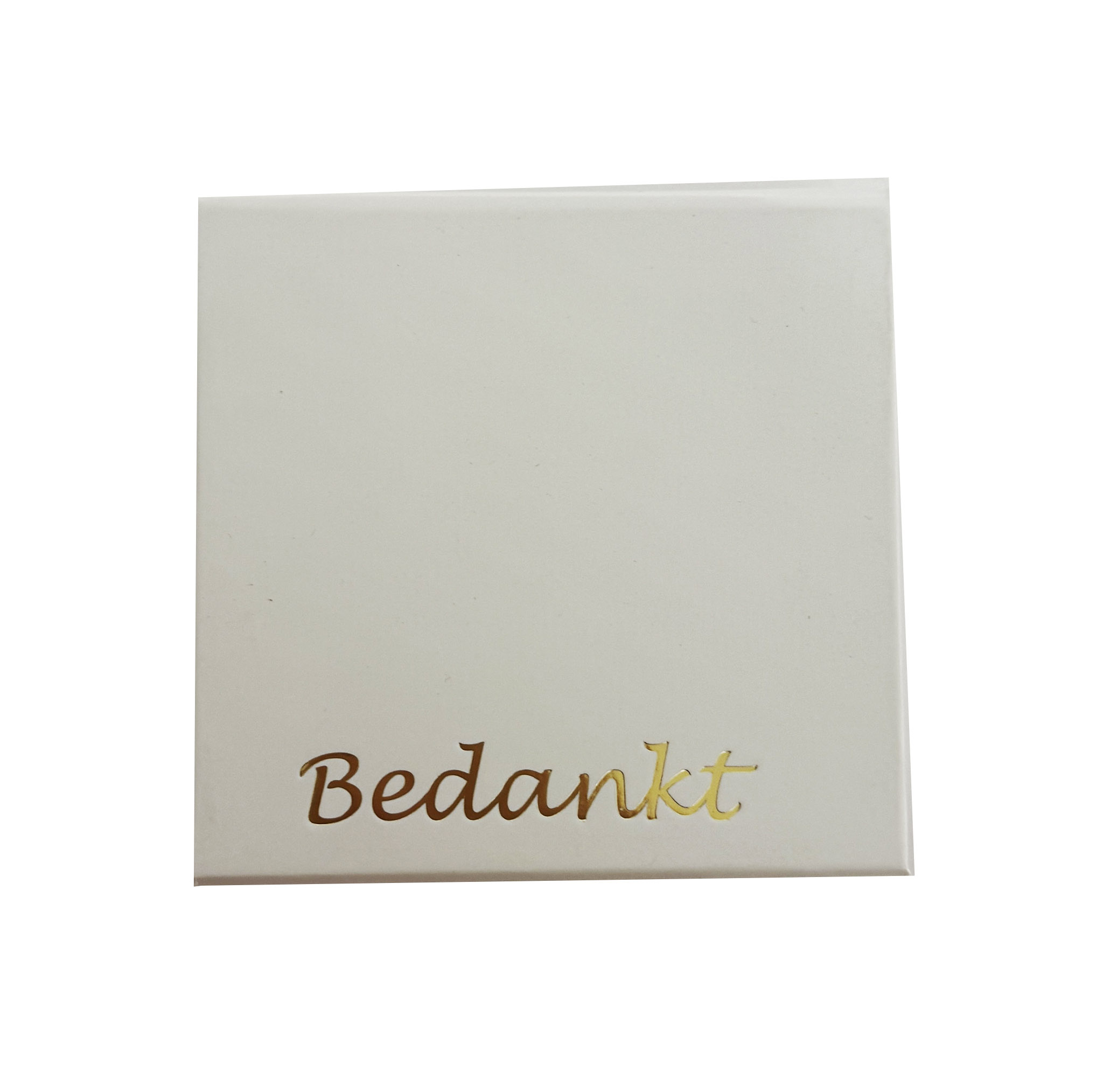 Magnet box (white) - 9 bonbons - 24 pieces