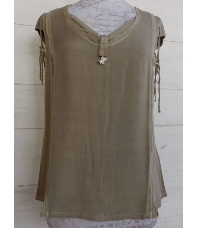 Elisa Cavaletti Haut Terra