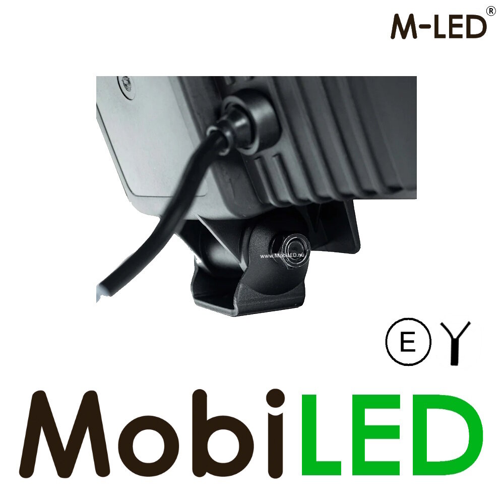 M-LED M-LED Classic 220 verstraler met dual color positielicht met streep M-LED M-LED Classic 220 verstraler met dual color positielicht met streep