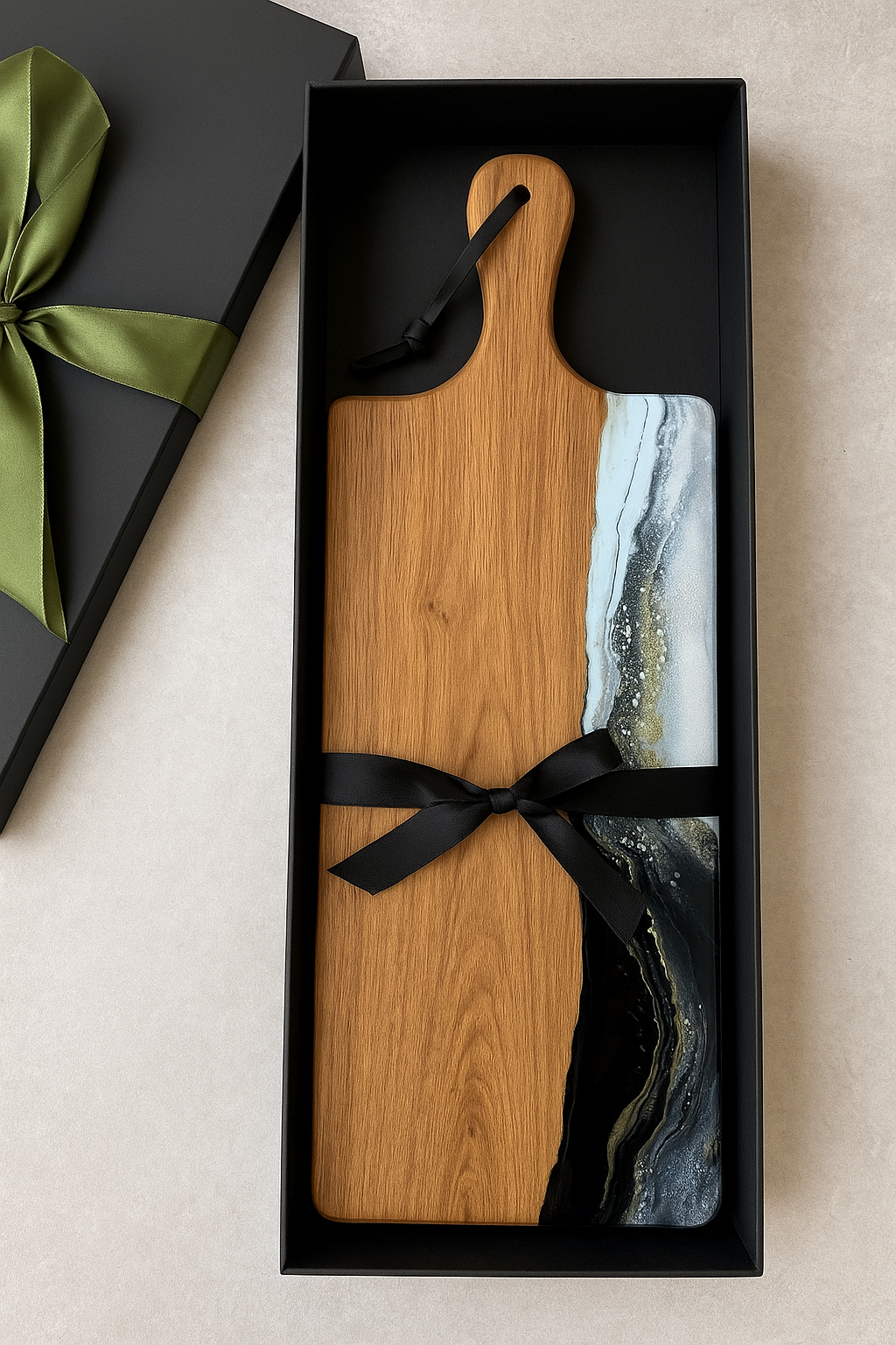 Handgemaakte unieke borrelplanken met epoxy