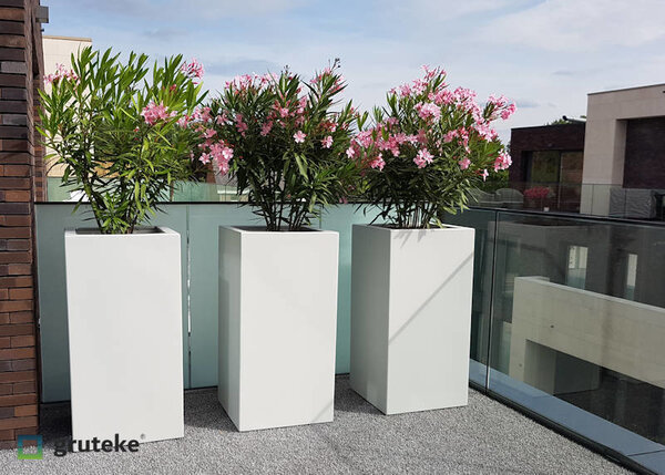 Buxus polyester 40x40x80 cm plantenbak Buxus polyester 40x40x80 cm plantenbak