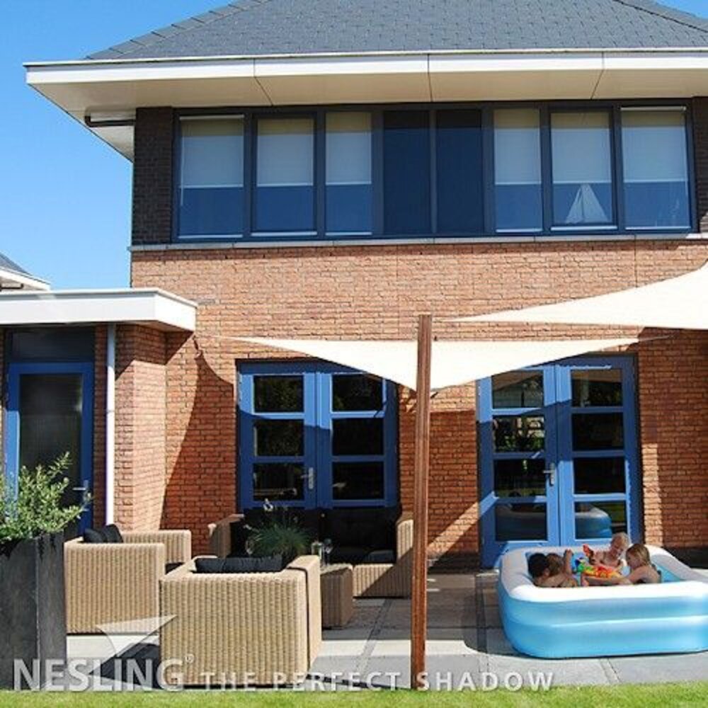 Nesling Coolfit 3.6 x 3.6 x 3.6 m antraciet schaduwdoek Nesling Coolfit 3.6 x 3.6 x 3.6 m antraciet schaduwdoek
