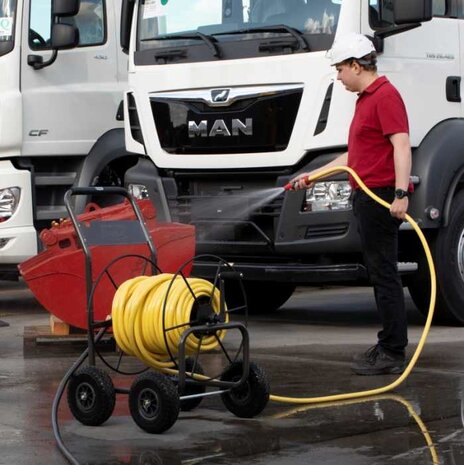 Polet PRO Slangenwagen 4W CAP.3/4" / 19MM - 130M Polet PRO Slangenwagen 4W CAP.3/4" / 19MM - 130M