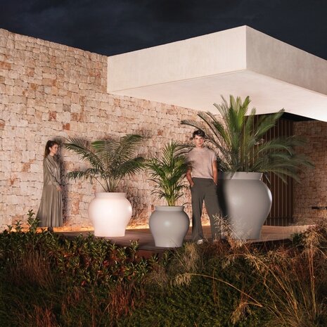 Vondom Venus bloempot 125 x h. 120 cm