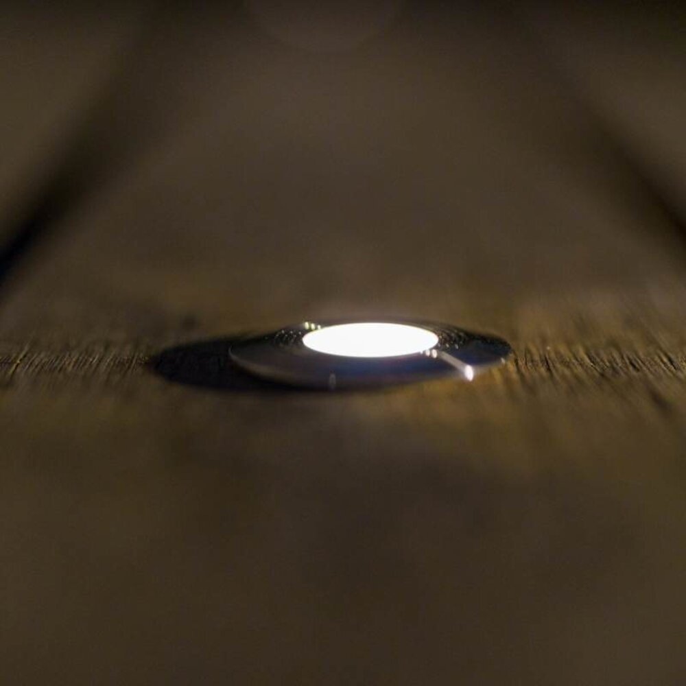 Lightpro Onyx 30 R1 decklight Lightpro Onyx 30 R1 decklight